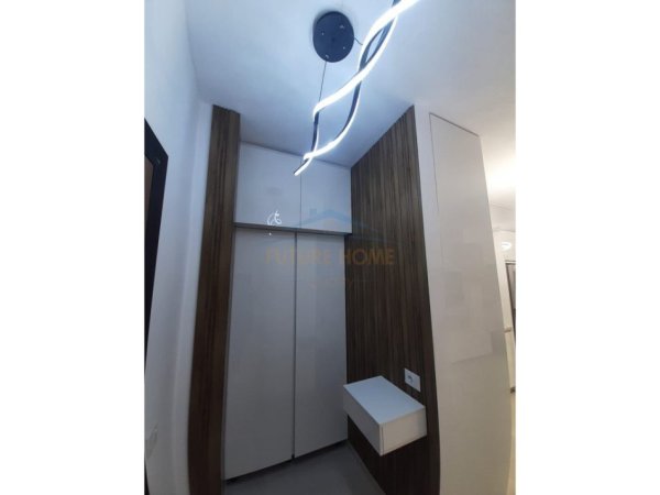 Tirane, shitet apartament 3+1+Ballkon Kati 4, 93 m² 160.000 € (Paskuqan)