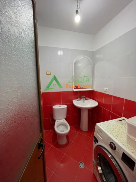 Tirane, jepet me qera apartament 2+1+Ballkon Kati 2, 115 m² 60,000 Lek(Don Bosko)