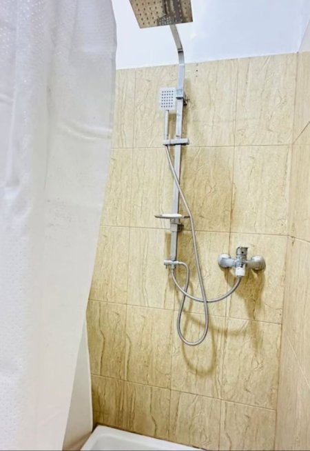 Tirane, jepet me qera apartament 1+1 Kati 2, 62 m² 650 € (Tek Tirana Parking)