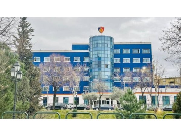 Tirane, shes toke , 278 m² 310.000 € (Blvd. Bajram Curri)