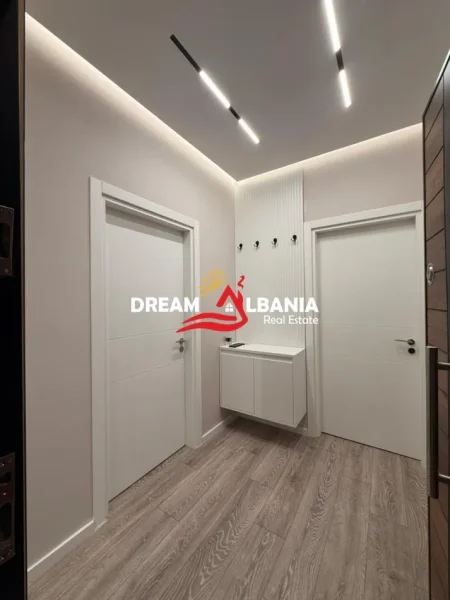 Tirane, jepet me qera apartament 1+1 Kati 1, 70 m² 550 € (Astir)