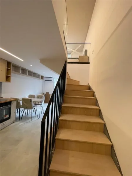 Tirane, shitet apartament duplex 1+1 Kati 1, 70 m² 95.000 € (GOLDEN PARK 3)