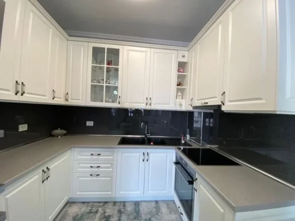 Shqiperi, jepet me qera apartament 1+1+Ballkon Kati 7, 60 m² 696.523.604 € (ali demi)