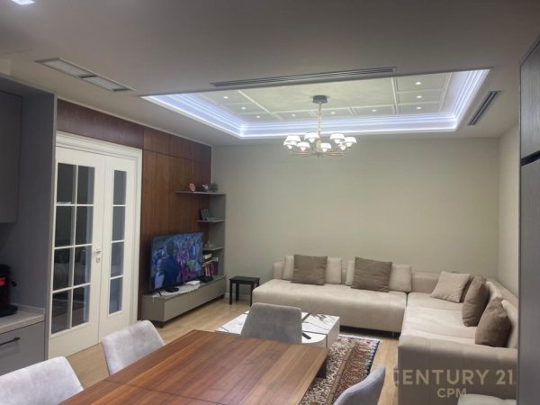 Tirane, shitet apartament 3+1+Aneks+Ballkon Kati 7, 157 m² 720.000 € (Rr. Kosovareve)