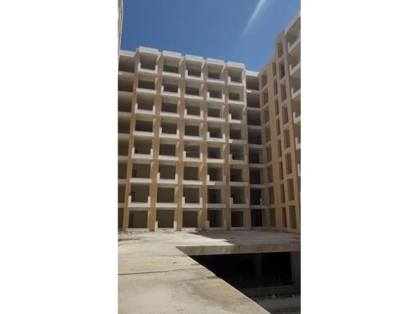 Durres, shitet apartament 2+1+Ballkon Kati 5, 123 m² 123.200 € (Ish Parku Sportiv, Durres)