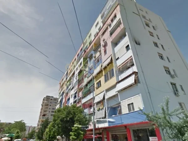 Tirane, jepet me qera apartament 1+1 Kati 9, 77 m² 550 € (Parku)