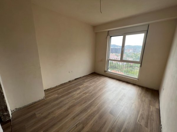 Tirane, jepet me qera apartament 3+1+Ballkon Kati 8, 140 m² 600 € 