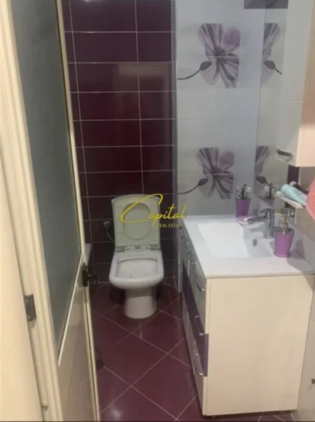 Tirane, jepet me qera apartament 1+1 Kati 5, 75 m² 450 € (ASTIR)