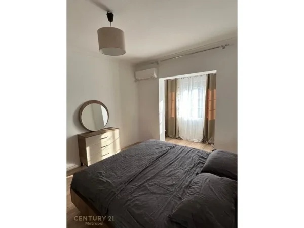 Tirane, shitet apartament 1+1 Kati 5, 69 m² 180.000 € (Myslym Shyr)