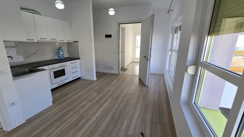 Tirane, jap me qera apartament 1+1+Ballkon Kati 6, 55 m² 28.000leke AliDemi Kompleksi Mangalem 21