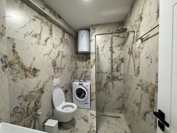 Tirane, jepet me qera apartament 1+1 Kati 3, 60 m² 500 € (RRUGEN NDRE MJEDA)