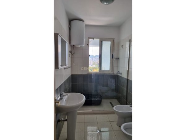 Tirane, jap me qera apartament 1+1 Kati 9, 77 m² 550 € 