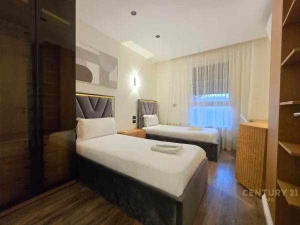 Tirane, shitet apartament 2+1+Ballkon Kati 5, 120 m² 320.000 € 