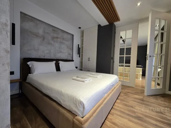 Tirane, shitet apartament 2+1+Ballkon Kati 5, 120 m² 320.000 € 