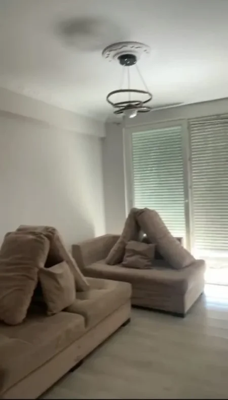 Tirane, jepet me qera apartament 2+1 Kati 2, 460 € 