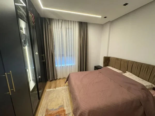 Tirane, shitet apartament 2+1+Aneks+Ballkon Kati 5, 102 m² 206.000 € (Kinostudio)