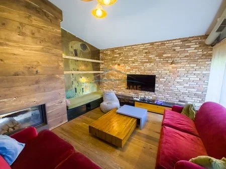 Tirane, jepet me qera Vile 2 Katshe Kati 1, 505 m² 2.600 € (Long Hill Rezidence)