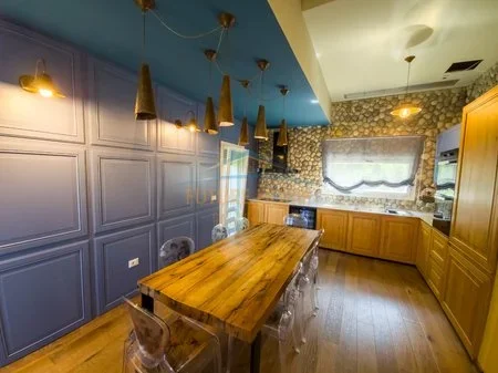 Tirane, jepet me qera Vile 2 Katshe Kati 1, 505 m² 2.600 € (Long Hill Rezidence)