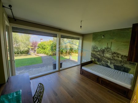 Tirane, jepet me qera Vile 2 Katshe Kati 1, 505 m² 2.600 € (Long Hill Rezidence)