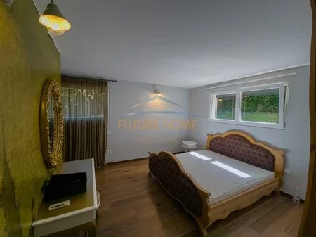 Tirane, jepet me qera Vile 2 Katshe Kati 1, 505 m² 2.600 € (Long Hill Rezidence)
