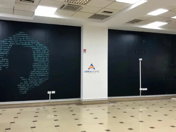 Tirane, jepet me qera zyre Kati 2, 100 m² 850 € (PRANE TIRANA INTERNATIONAL HOTEL, QENDER)