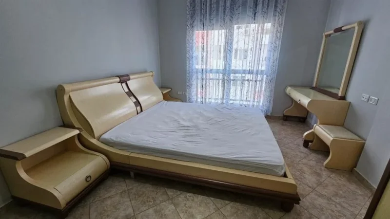 Tirane, jepet me qera apartament 1+1+Ballkon Kati 3, 65 m² 380 € (ASTIR)