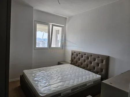 Tirane, shitet apartament 1+1 Kati 10, 66 m² 120.000 € (Rruga 5 Maji)