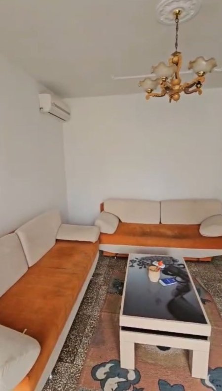 Tirane, shitet apartament 1+1 Kati 4, 63 m² 122.000 € (Pazari i Ri)