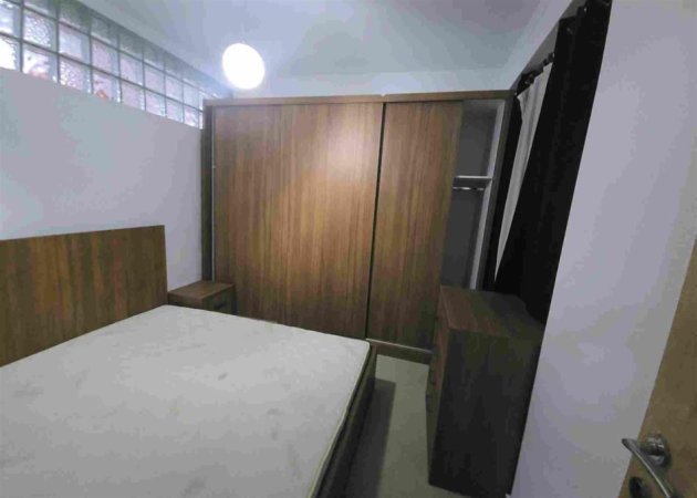 Tirane, jepet me qera apartament 1+1+Ballkon Kati 3, 65 m² 500 € (KRISTAL CENTER)