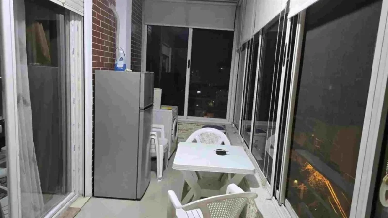 Tirane, jepet me qera apartament 1+1+Ballkon Kati 3, 65 m² 500 € (KRISTAL CENTER)