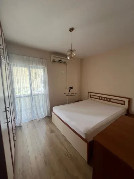 Tirane, jepet me qera apartament 1+1 Kati 6, 75 m² 600 € (21 DHJETORI)