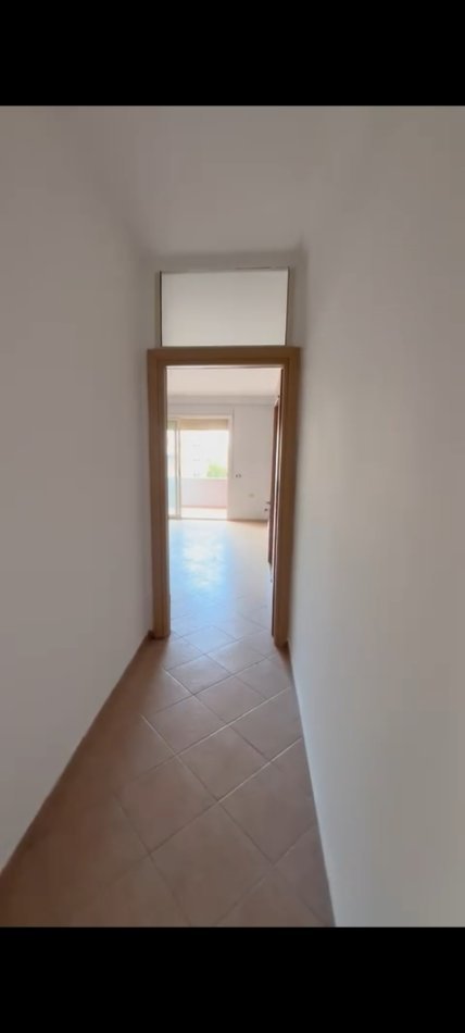 Tirane, shes apartament 2+1 Kati 3, 98 m² 220.000 € (Rruga liqeni I thate)