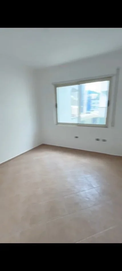 Tirane, shes apartament 2+1 Kati 3, 98 m² 220.000 € (Rruga liqeni I thate)