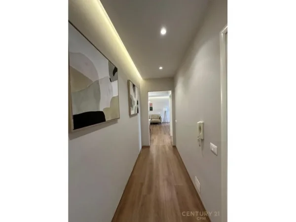 Tirane, jepet me qera apartament 2+1 Kati 11, 100 m² 850 € 