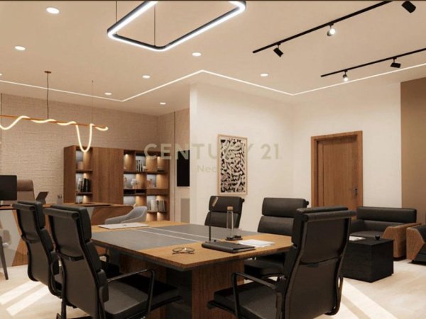 Tirane, jepet me qera zyre , 110 m² 2.000 € 