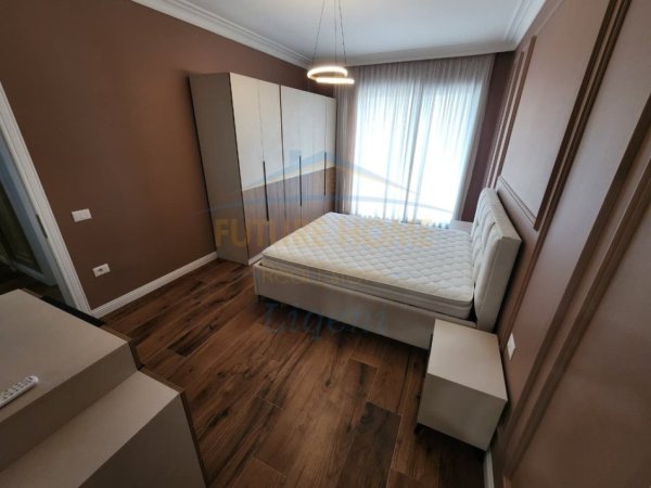 Tirane, jepet me qera apartament 2+1+Ballkon Kati 1, 126 m² 1.200 € (Liqeni i Thate)