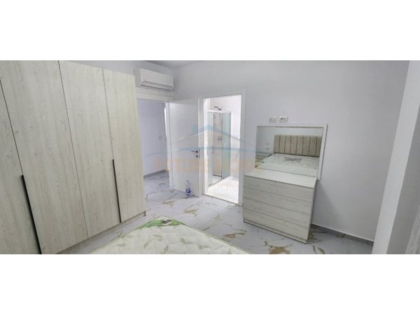 Jepet me Qera Apartament 2+1+ Post Parkimi ,  700 €