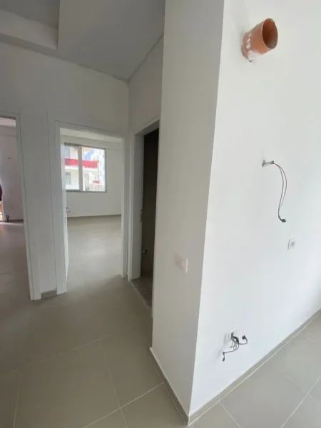 Tirane, shes apartament 2+1 Kati 2, 67 m² 126.000 € (Rruga Teodor keko)