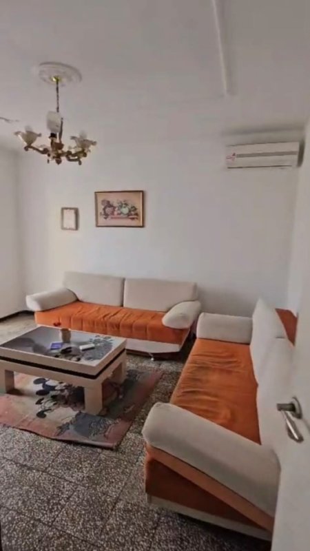 Tirane, shitet apartament 1+1+Ballkon Kati 4, 64 m² 122.000 € (TE PAZARI I RI)