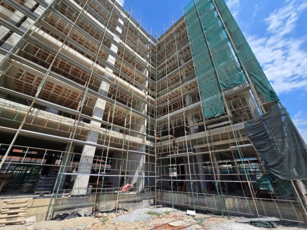 Tirane, shitet apartament 2+1+Ballkon Kati 5, 93 m² 110.500 € (Rruga Lidhja e Prizrenit)