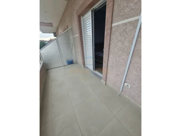 Durres, shitet apartament 2+1+Aneks+Ballkon Kati 2, 90 m² 