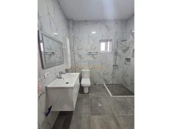 Durres, shitet apartament 2+1+Aneks+Ballkon Kati 2, 90 m² 