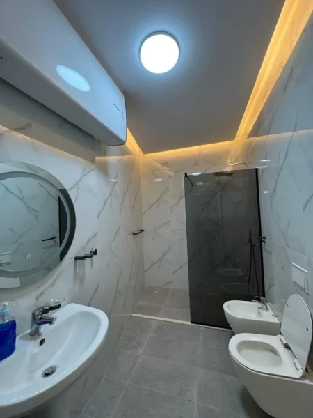 Tirane, shes apartament 2+1+Ballkon Kati 2, 82 m² 235.000 € (Rose Garden)