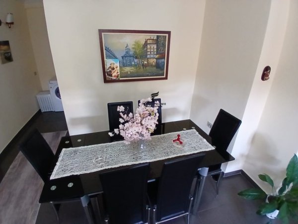 Tirane, jepet me qera apartament 2+1 Kati 2, 110 m² 5.500 € (RAMAZAN BOGDANI)