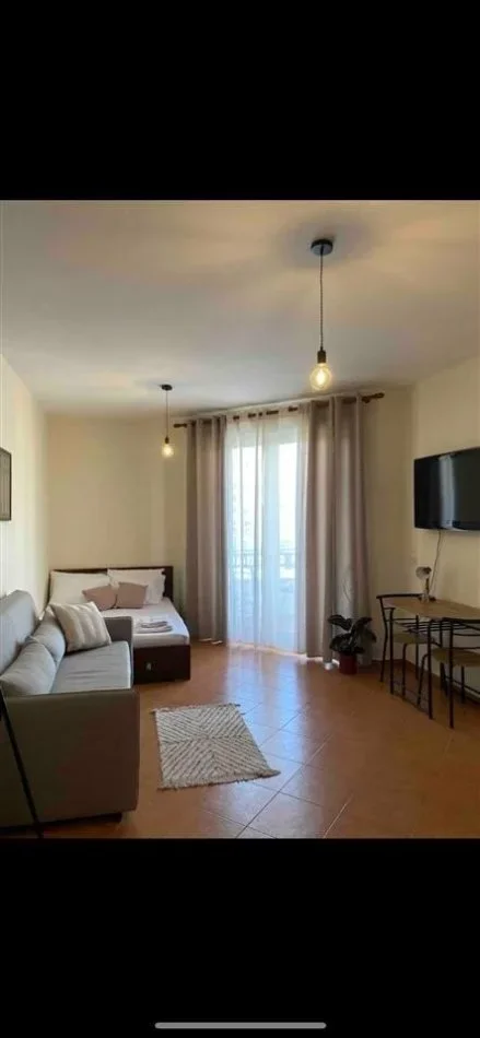 Tirane, jepet me qera garsonier Kati 4, 35 m² 550 € (STADIUMI AIR ALBANIA)