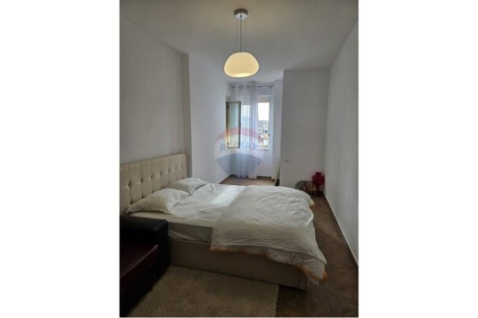 Shqiperi, jepet me qera apartament 2+1+Ballkon , 110 m² 600 € (Teodor Keko)