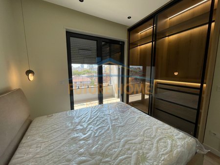 Tirane, jepet me qera apartament 1+1+Post Parkimi+Ballkon Kati 6, 53 m² 750 € (Bulevardi i Ri, Rruga Karl Gega)