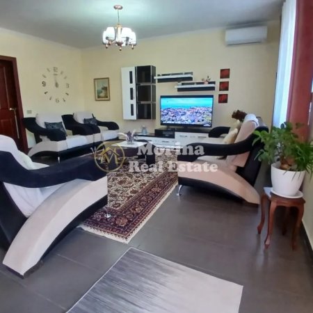 Tirane, jepet me qera apartament 2+1 Kati 2, 110 m² 550 € (Siri Kodra)