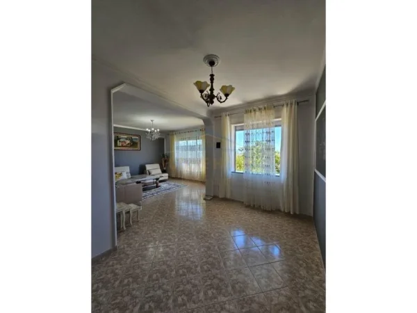 Durres, shitet Vile , 300 m² 330.000 € 