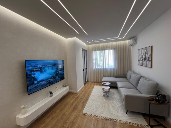 Shqiperi, shitet apartament 1+1 Kati 2, 45 m² 67.000 € 